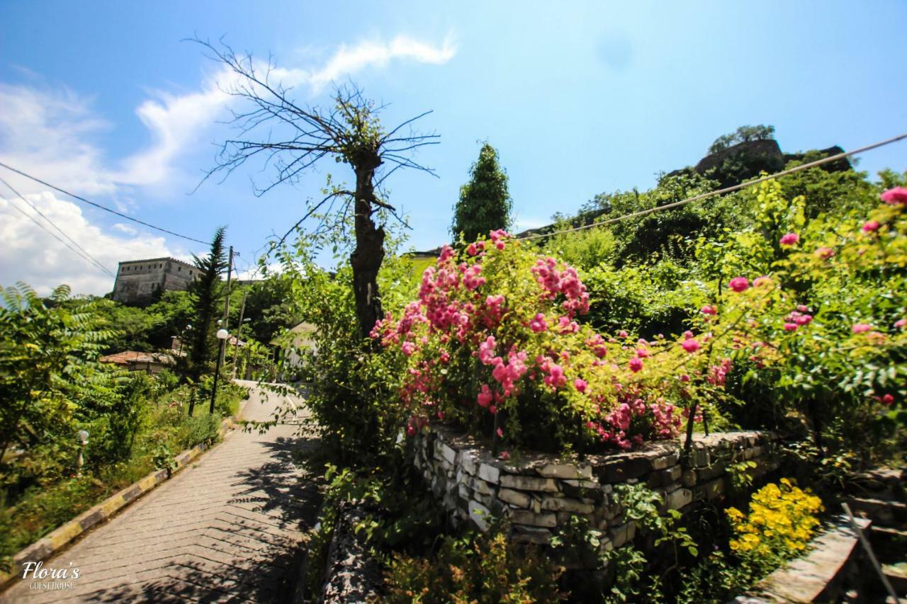 Flora'S Guesthouse 'The Fir Gate' Gjirokaster Exterior photo